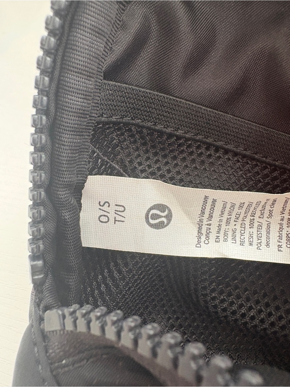 Lululemon Black Everywhere Belt Bag Crossbody Nylon Adjustable Strap - Picture 6 of 7